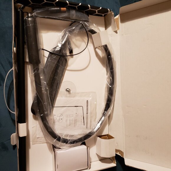 (New) Syrinx LED Floor Lamp with Remote (Black) - Picture 4 of 8